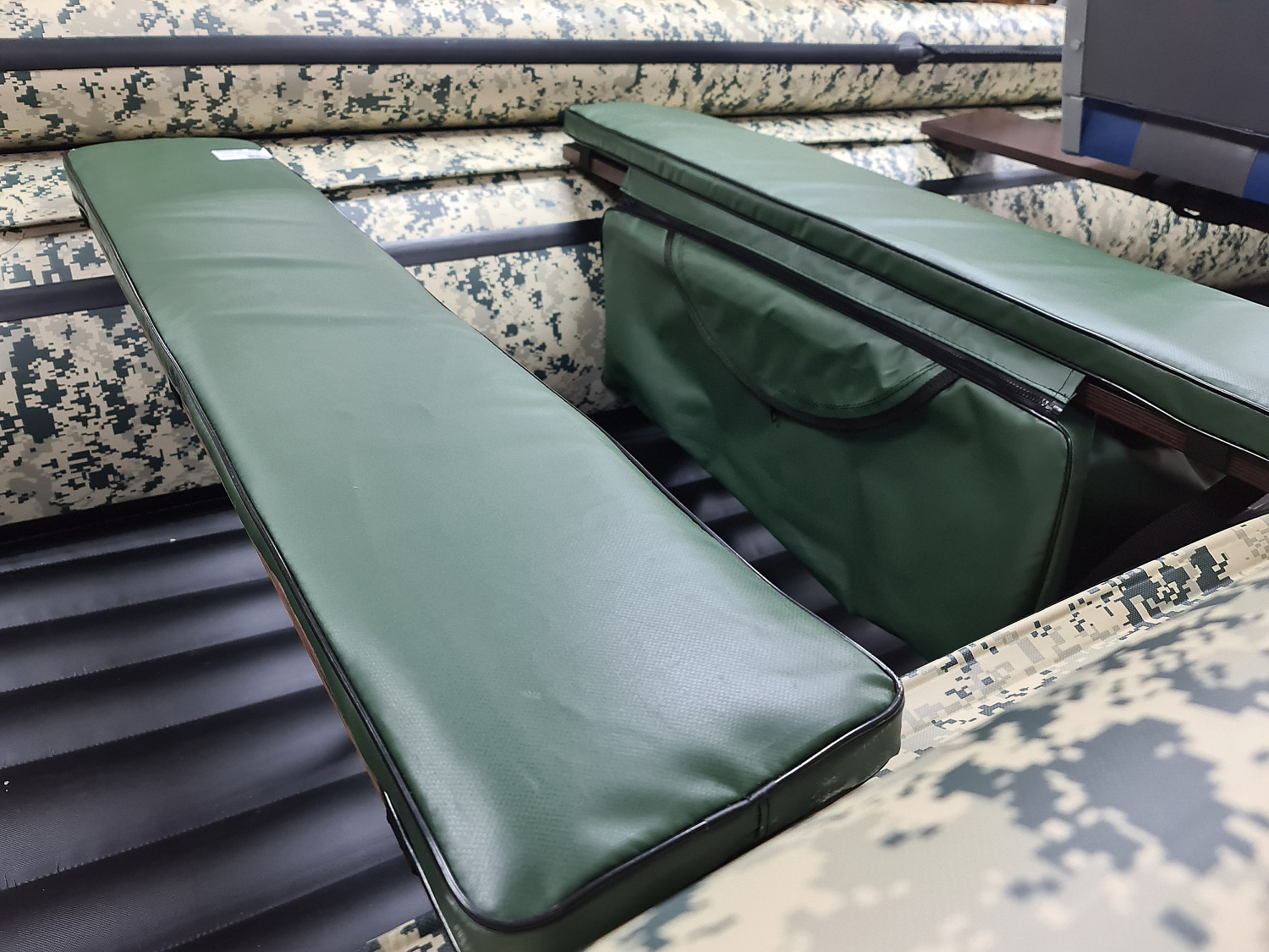 КОМПЛЕКТ МЯГКИХ НАКЛАДОК С СУМКОЙ ДЛЯ ЛОДОК 80Х20 ЗЕЛЕНЫЙ в Дербенте