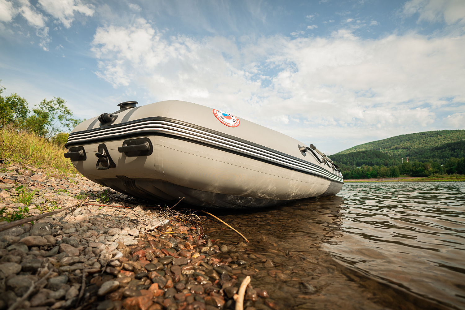 Лодка MISHIMO RIVER JET 390 под водомет в Дербенте