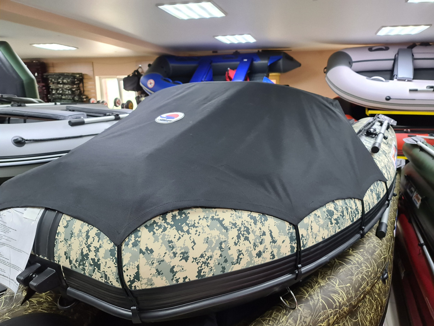 КОМПЛЕКТ НОСОВОГО ТЕНТА К ЛОДКЕ SMARINE AIR MAX 330 ЧЕРНЫЙ в Дербенте