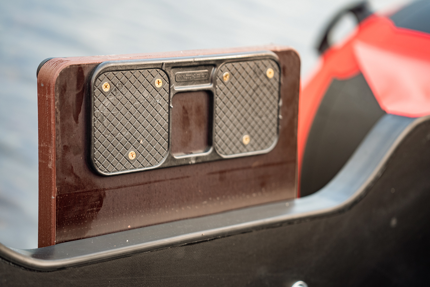 Лодка MISHIMO RIVER FJET PRO 430  под водомет в Дербенте